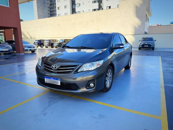 TOYOTA COROLLA 2.0 ALTIS 16V FLEX 4P AUTOMÁTICO TOYOTA COROLLA 2.0 ALTIS 16V FLEX 4P AUTOMÁTICO
